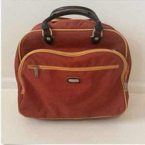 Baggallini CARRY ON Roller Bag Luggage Ora…